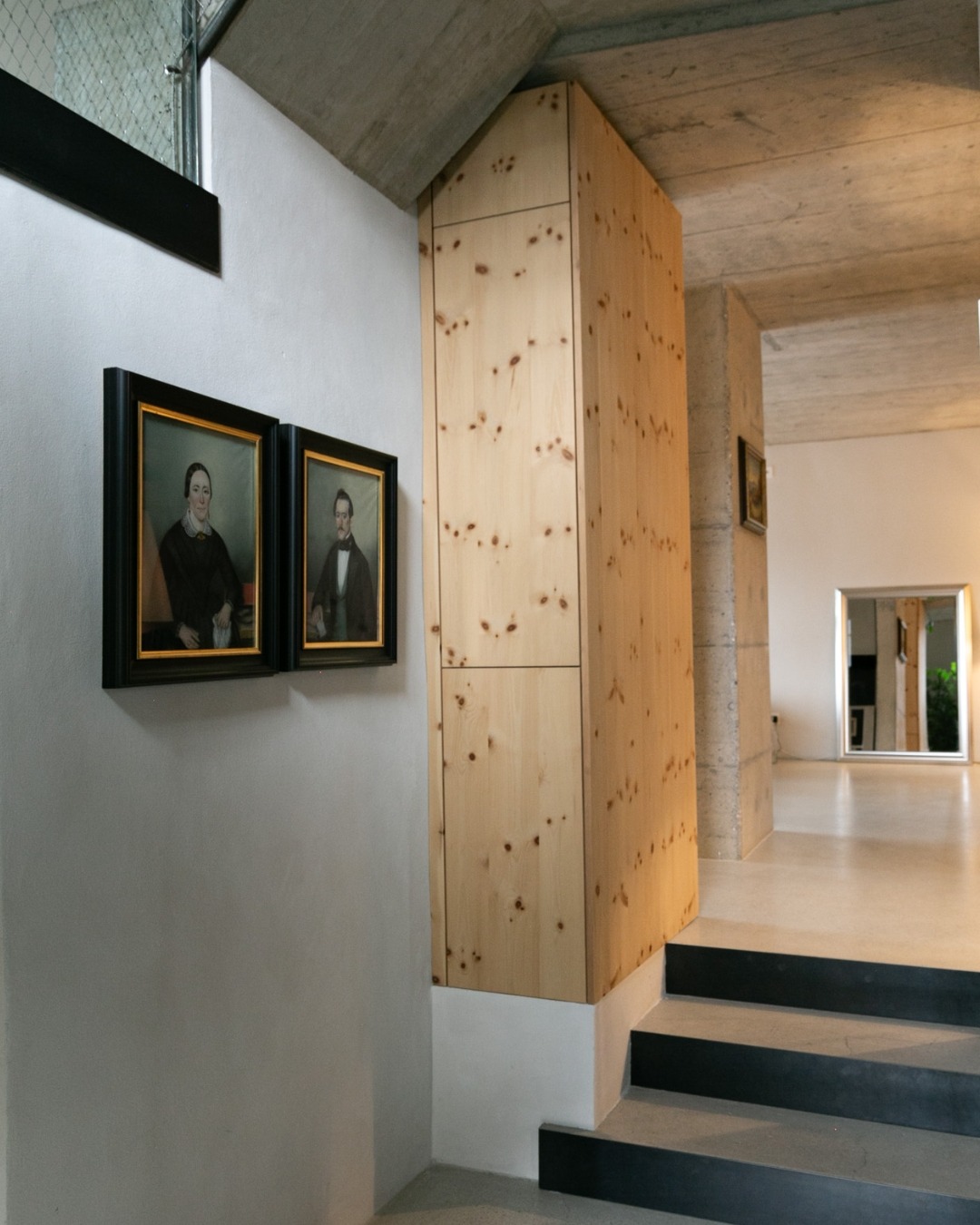 Materialdialog
#architecture
#holzundbeton
#concrete
#renovierung
#valmüstair
#switzerland
#modunitaarchitects