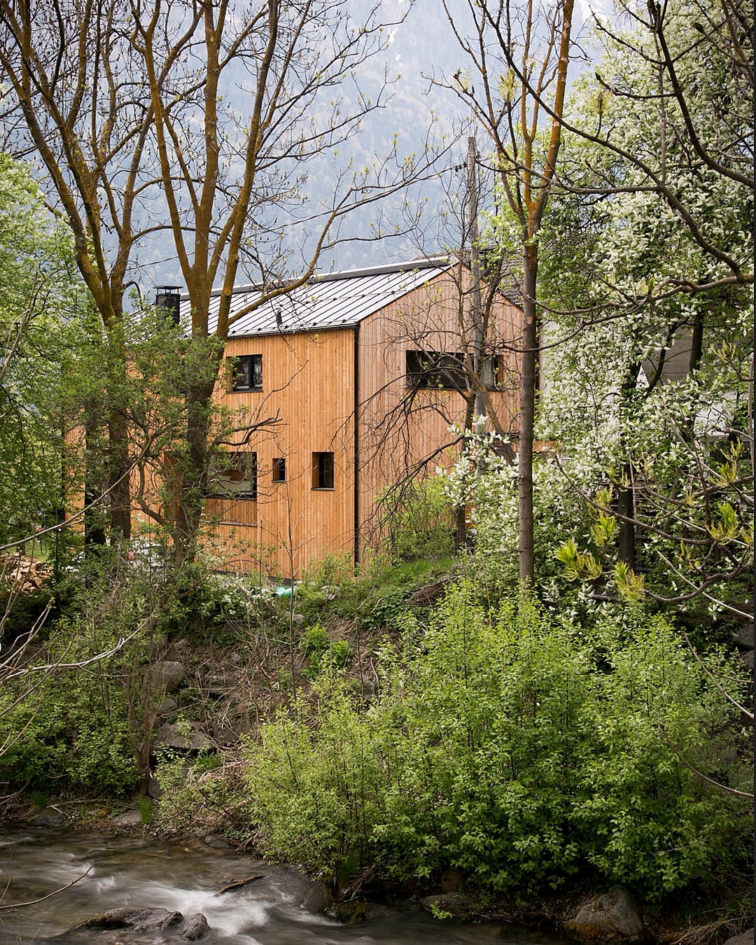 Hidden Gem
#architecture
#holzbau
#southtyrol
#italy
#modunitaarchitects